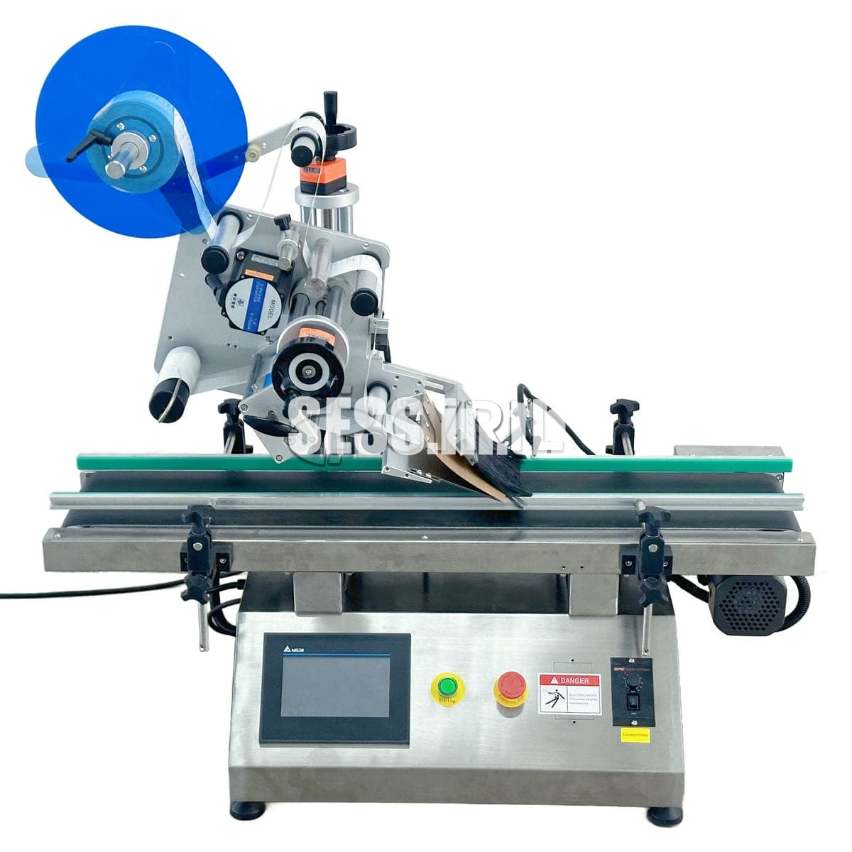 Desktop flat labeling machine
