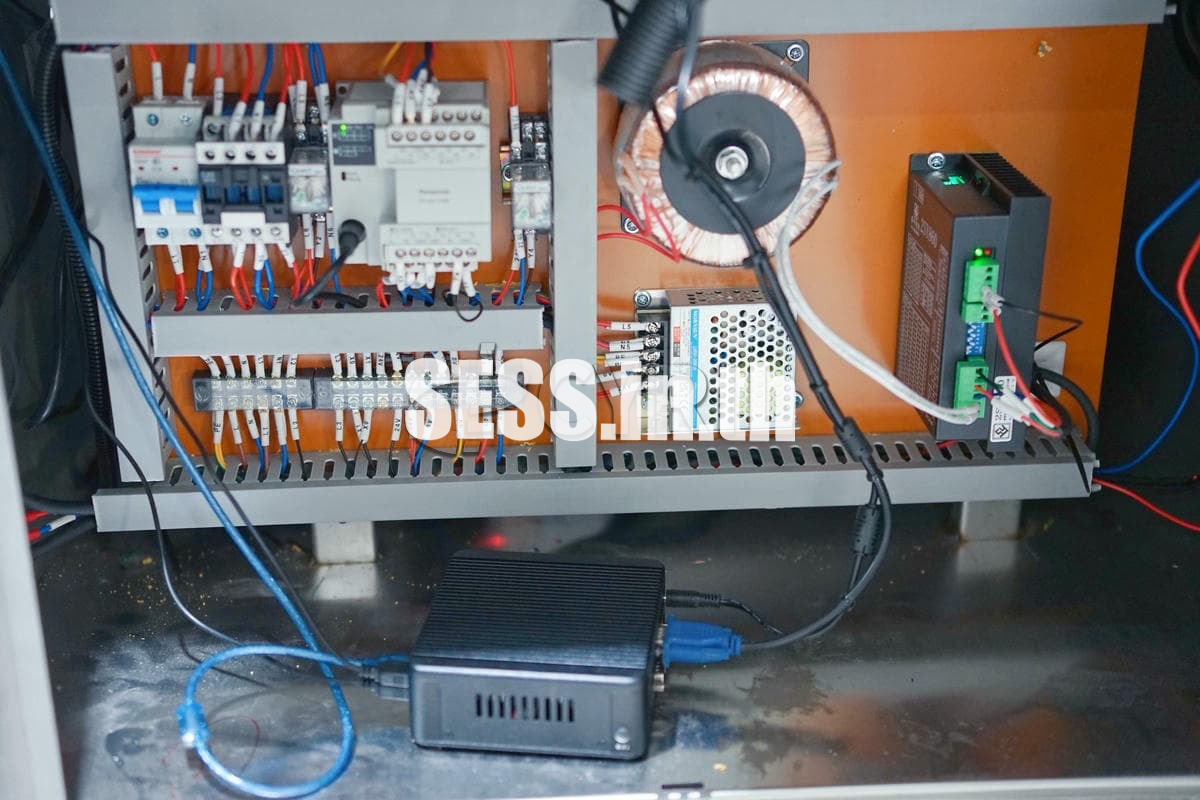Flat Buffer Printing Labeling Machine - Image 5