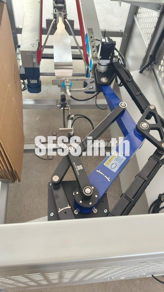 Carton opening and sealing machine - Image 4